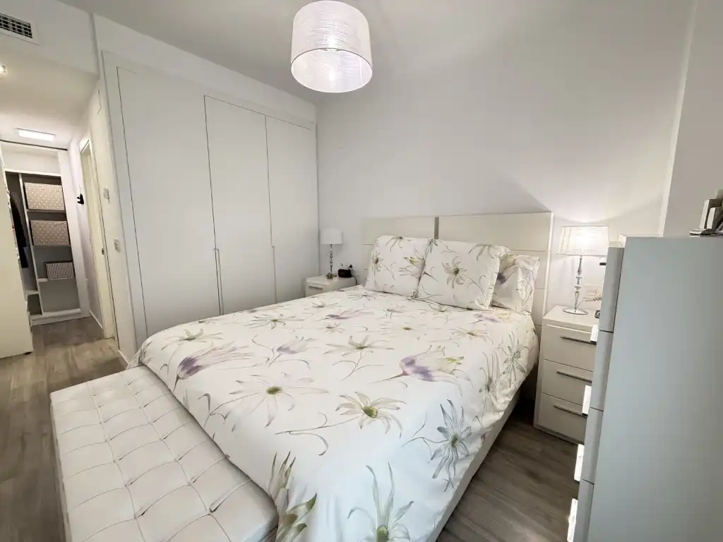 Flat with pool for sale in Calle Escritora Carmen Laforet, imagen 21