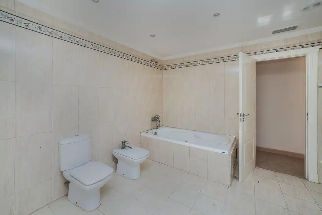 Baño de Piso en venta en Elche / Elx