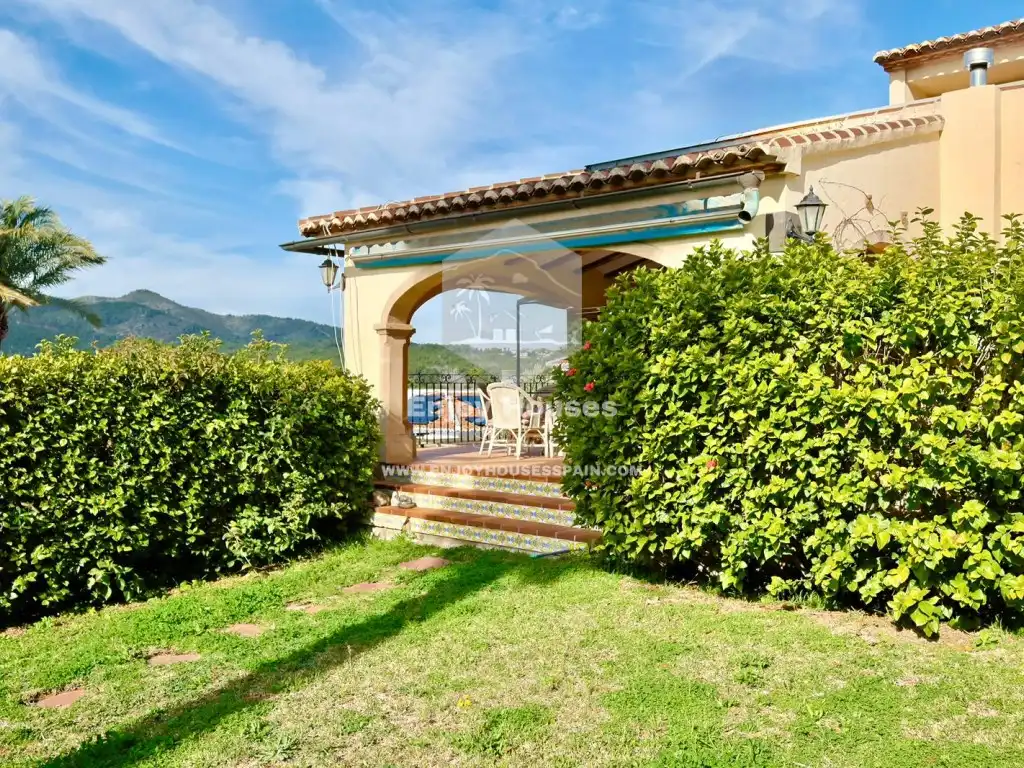 Houses for sale in Partides comunes - Adsubia