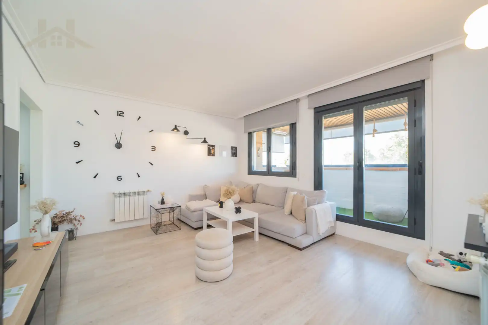 Living room of Flat for sale in Navalcarnero  with Air Conditioner, Heating and Terrace