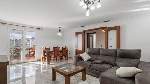 Foto 4 de Pis en venda a Nueva Torrequebrada, Benalmádena