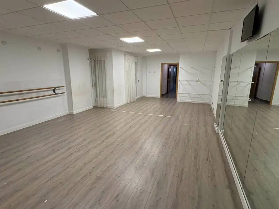 Büro zur Miete in Vila-real mit Klimaanlage