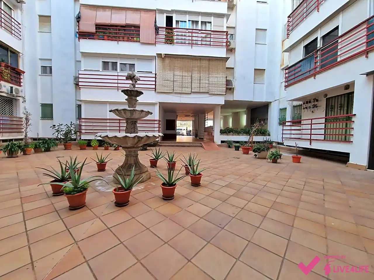 Flat for rent in Manuel Arellano, Triana Oeste