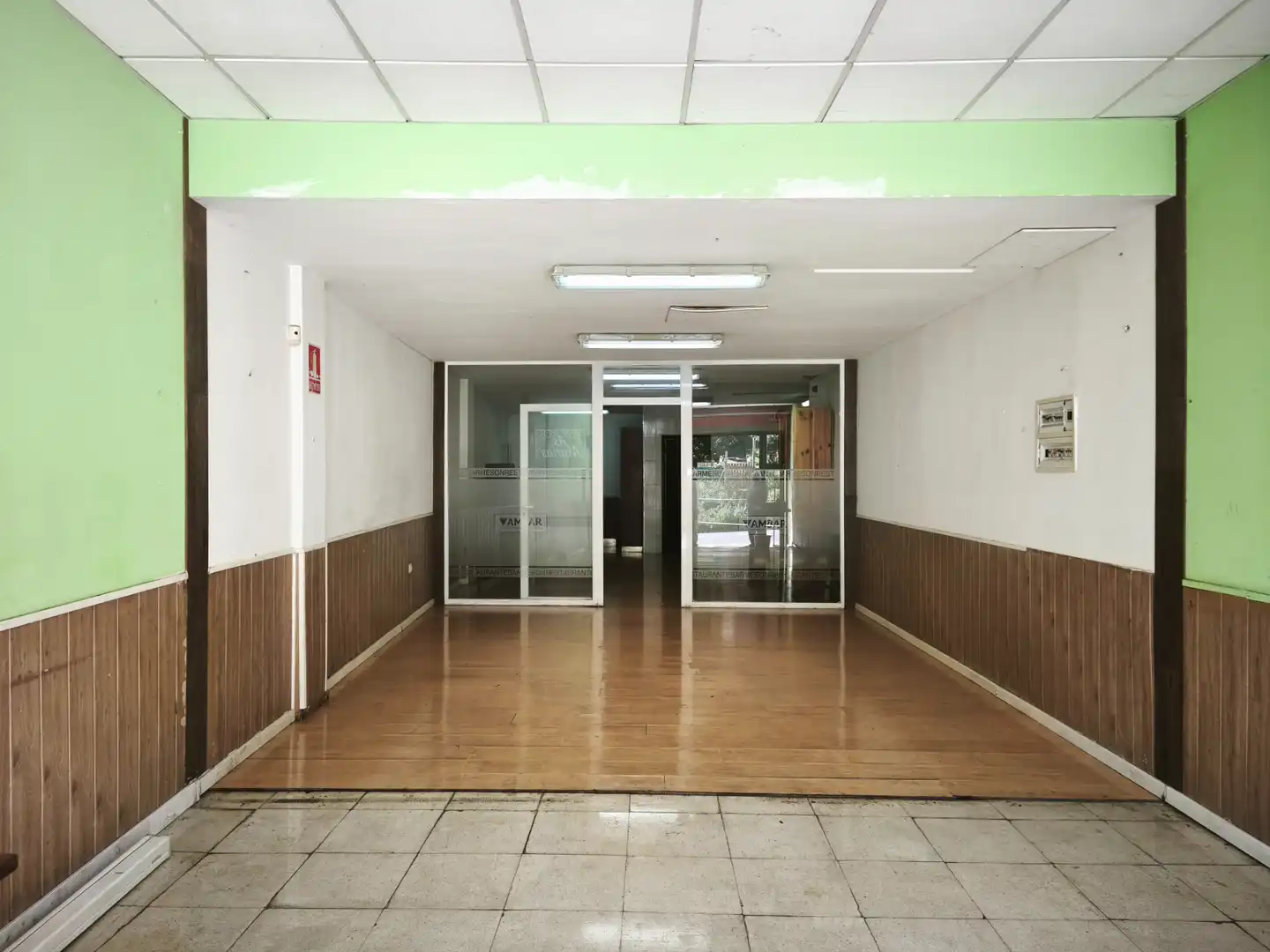 Commercial properties for sale in Cangas   with Air Conditioner and Furnished
