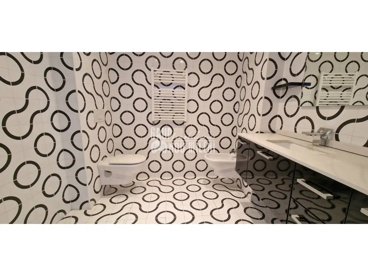 Bathroom of Houses for sale in Catarroja  with Air Conditioner, Heating and Terrace