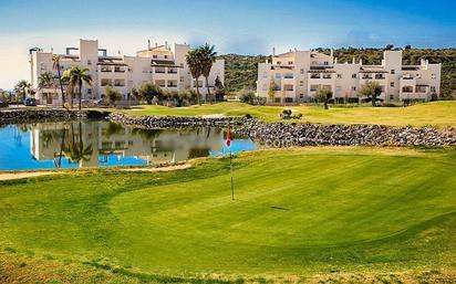 Vista exterior de Pis en venda en Benalmádena amb Aire condicionat, Terrassa i Piscina