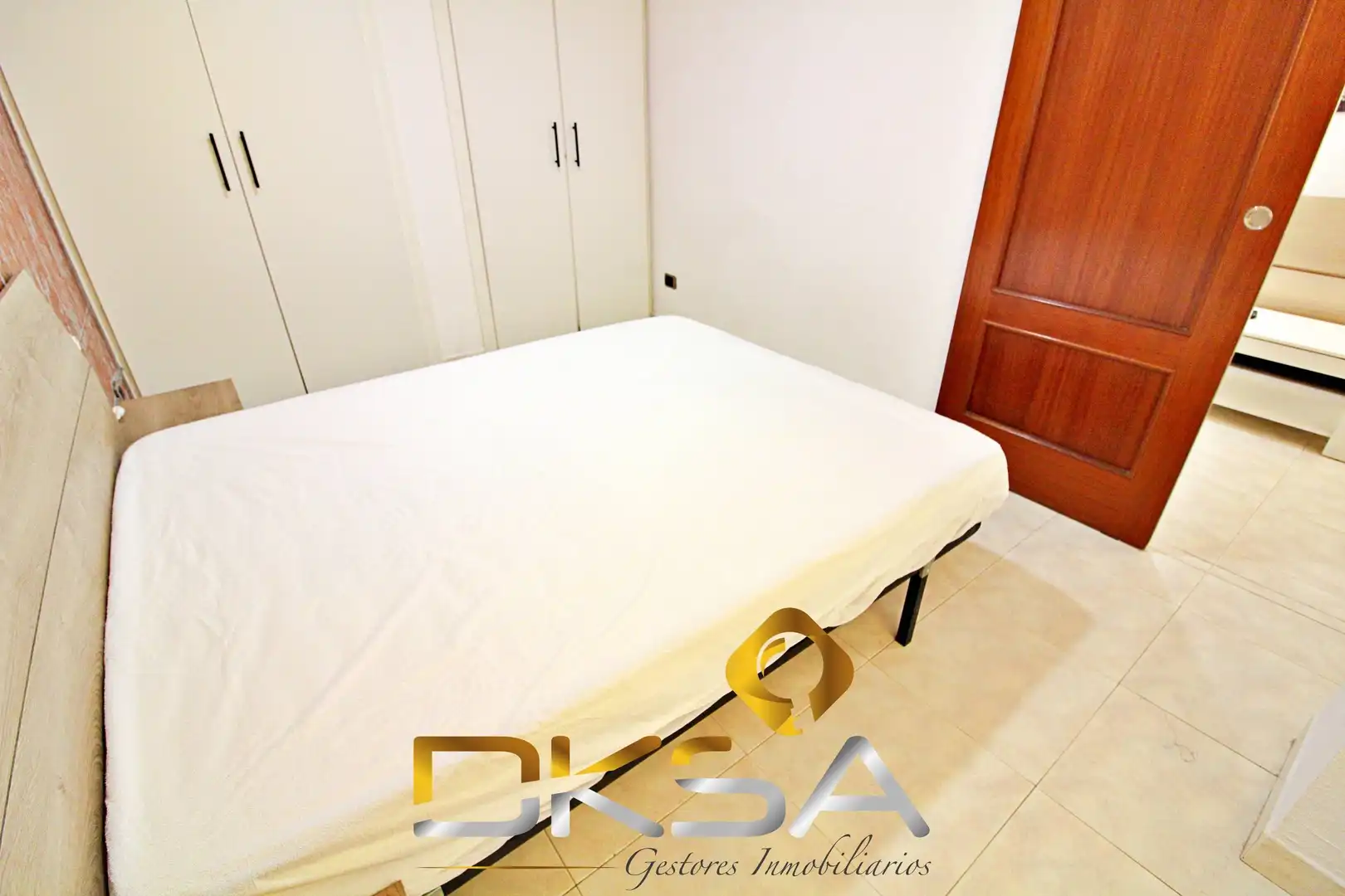 Schlafzimmer von Erdgeschoss zum Verkauf in Vila-real mit Klimaanlage, Heizung und Möbliert