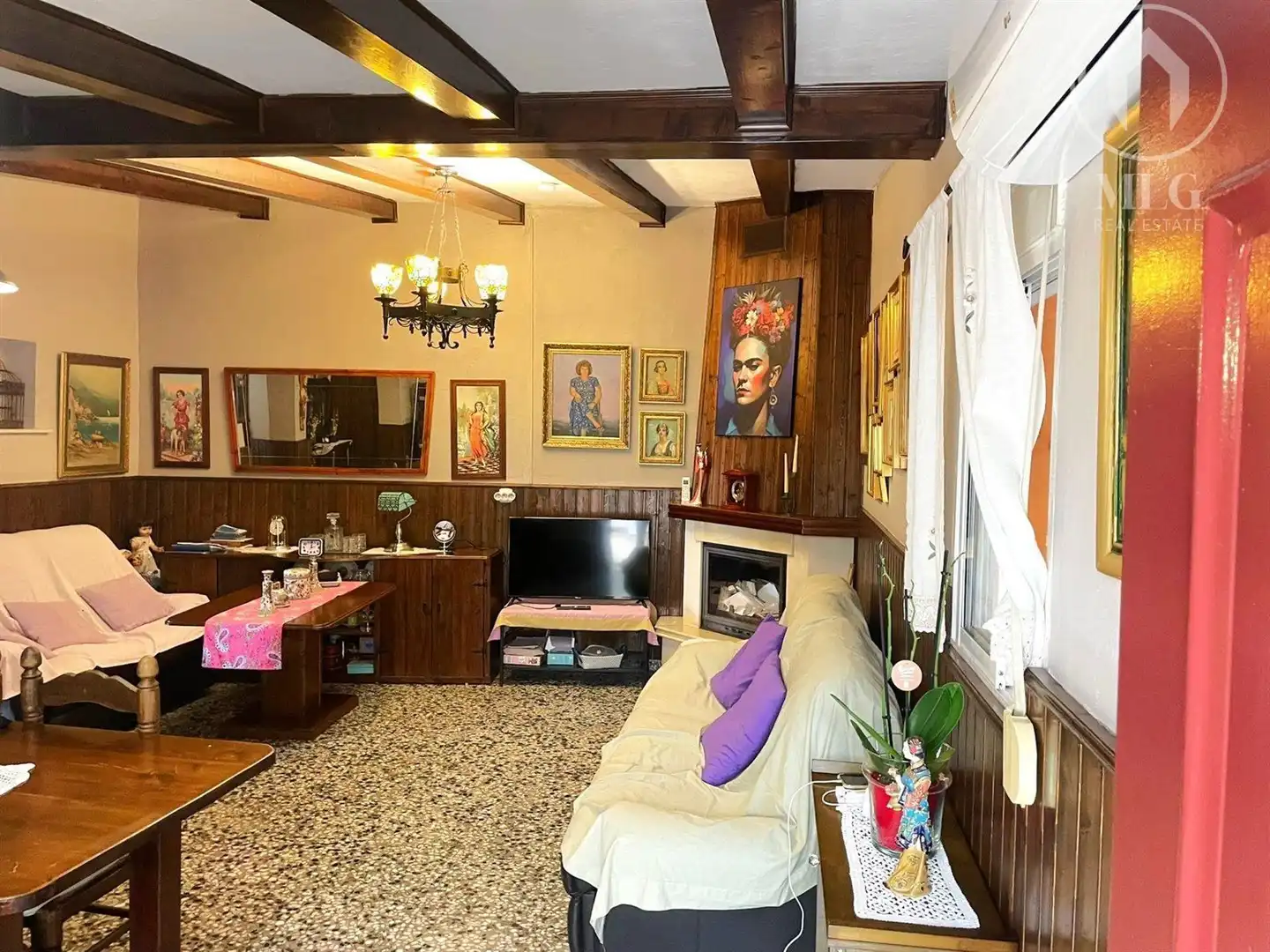 Sala d'estar de Casa o xalet en venda en Alhaurín de la Torre amb Aire condicionat, Terrassa i Traster