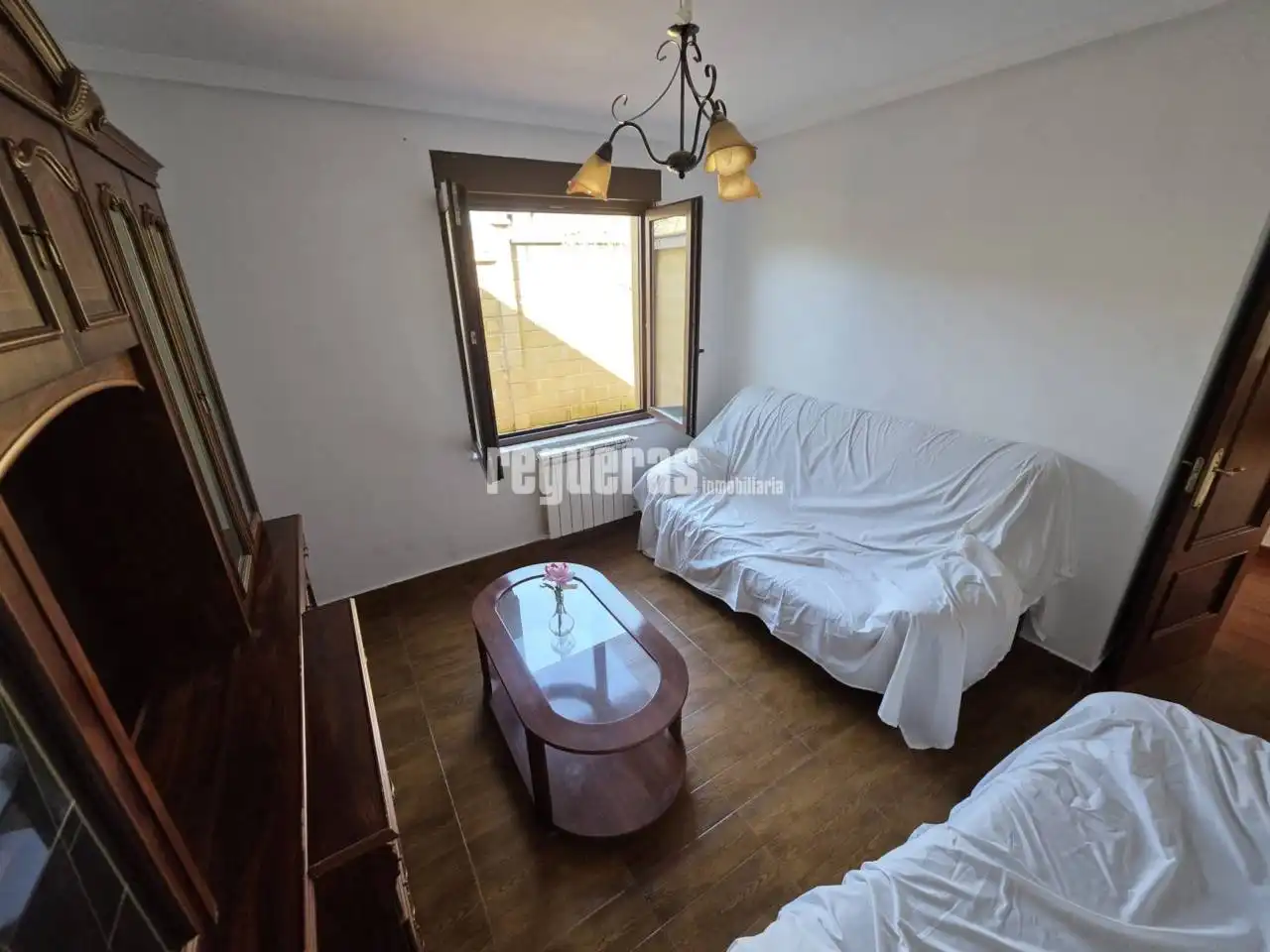 Habitación de Casa o chalet en venta en Avilés con Calefacción, Jardín privado y Amueblado