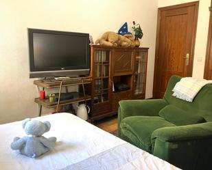 Sala d'estar de Apartament per a compartir en  Pamplona / Iruña amb Balcó