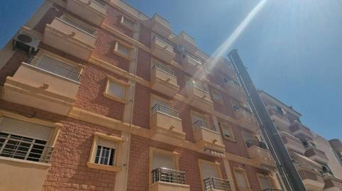 Foto 2 de Apartament en venda a Calle Caballero de Rodas, Las Piscinas Naturales, Alicante