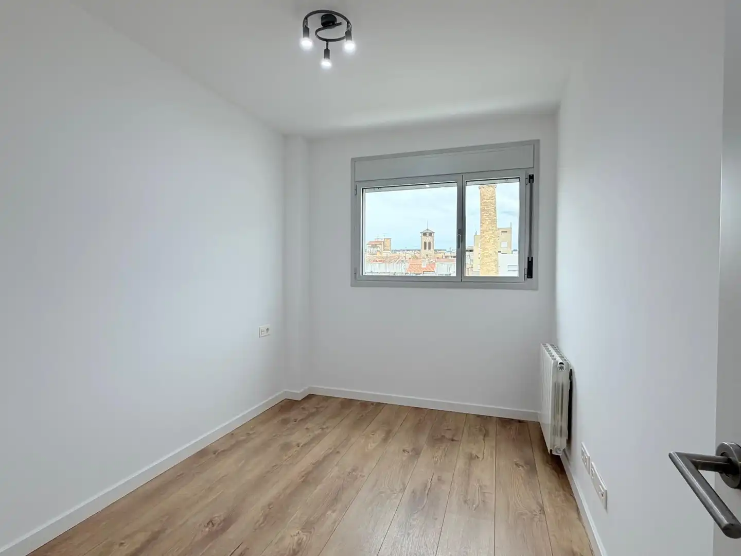 Habitación de Piso de alquiler en Igualada con Aire acondicionado, Calefacción y Parquet