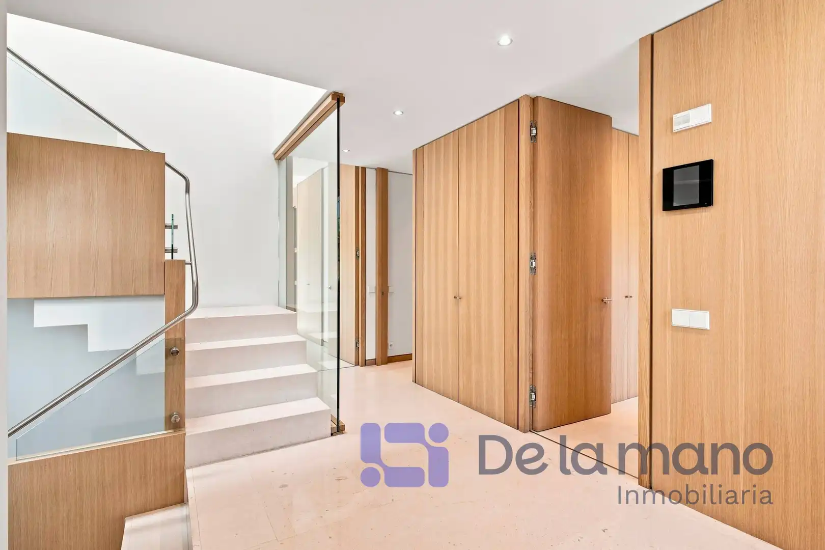 Houses for sale in Madrid  with Air Conditioner, Heating and Private garden