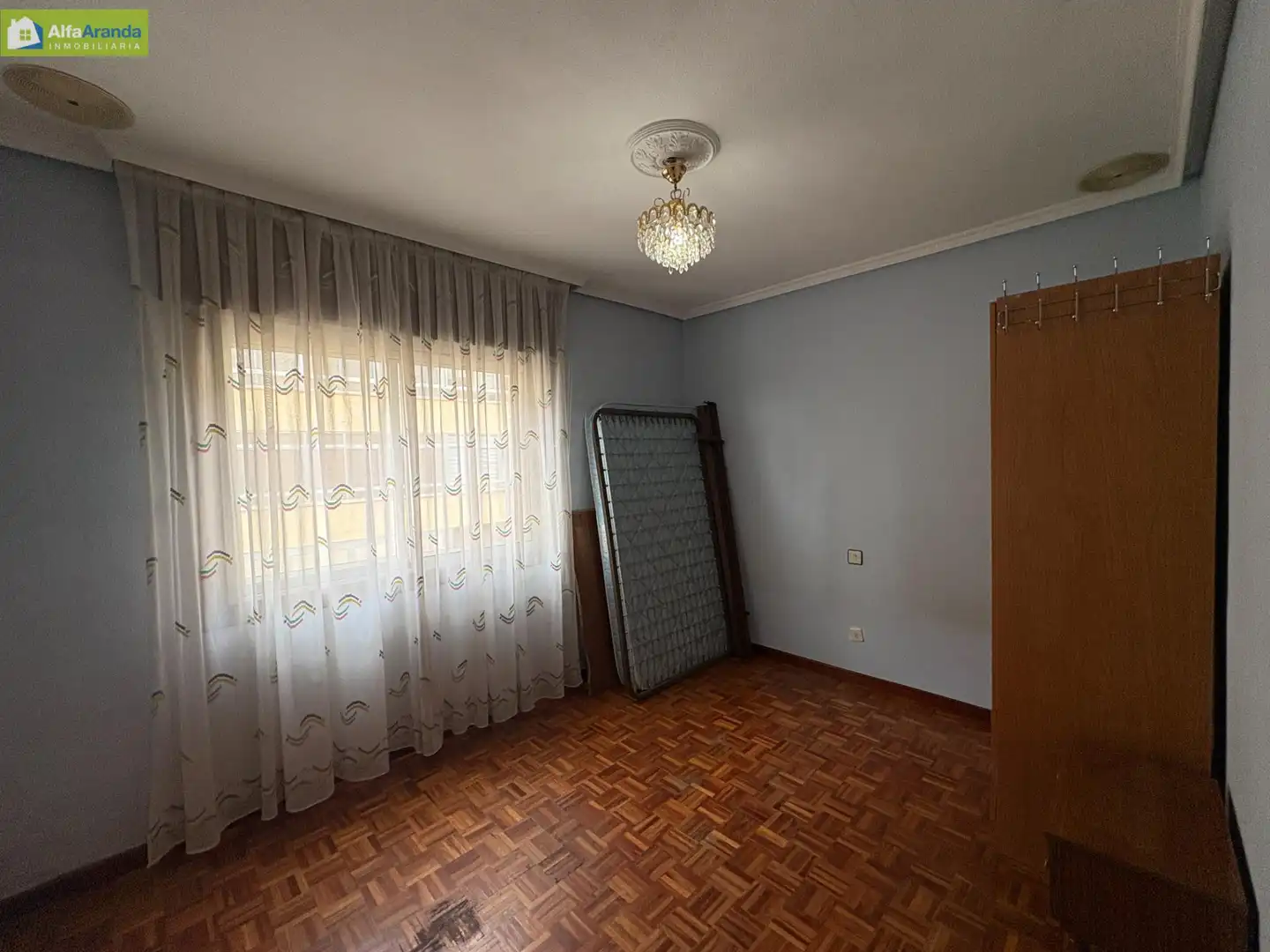 Dormitori de Pis en venda en Aranda de Duero amb Calefacció, Parquet i Traster