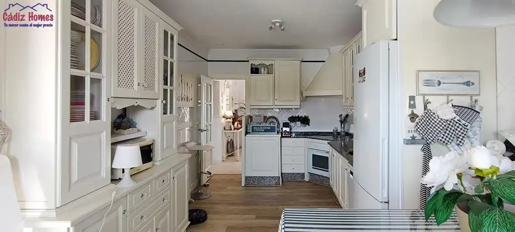 Kitchen of Houses for sale in Chiclana de la Frontera  with Air Conditioner, Heating and Private garden