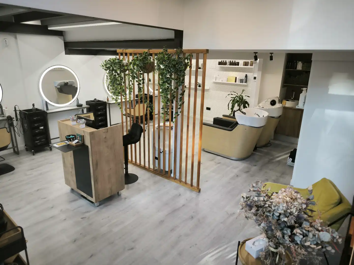 Commercial properties for rent in Madrid  with Air Conditioner, Heating and Parquet flooring