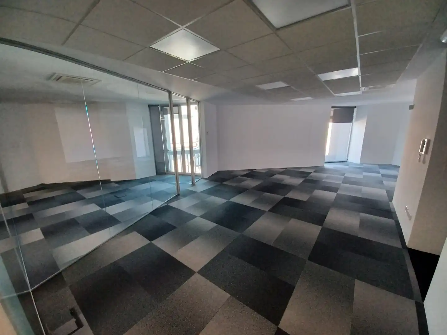 Bureau à louer à Zona Nord, imagen 6