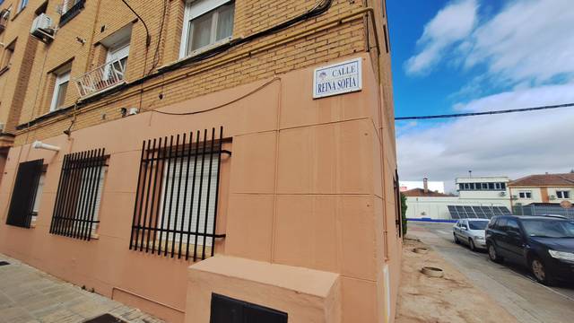 Piso en Venta en C/ Reina Sofia en Alcázar de San Juan