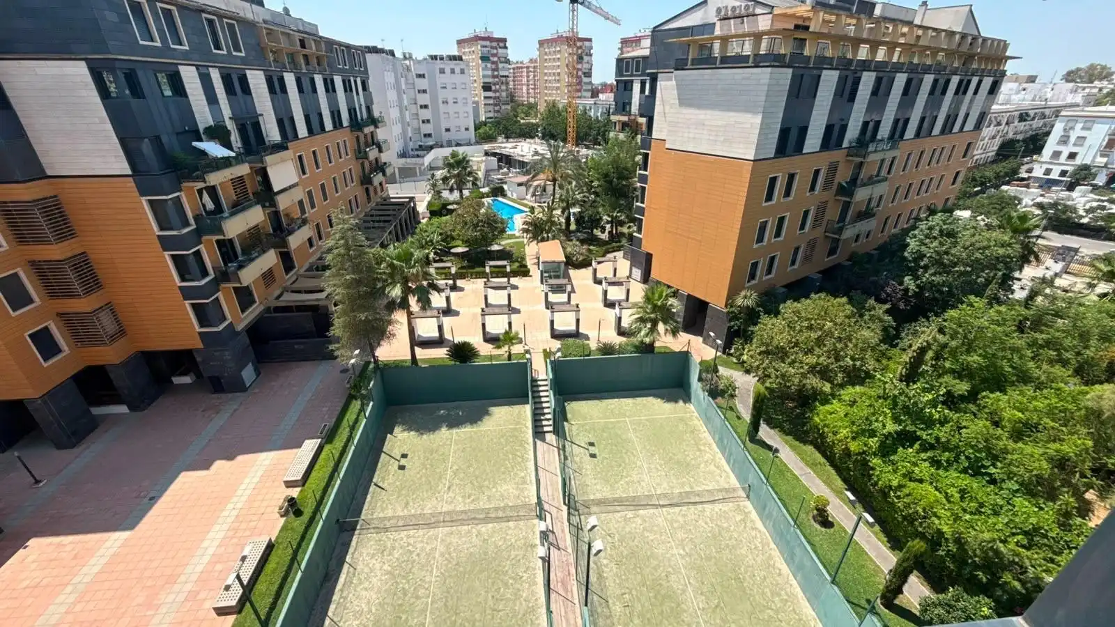 Vista exterior de Pis en venda en Sevilla amb Aire condicionat, Calefacció i Traster