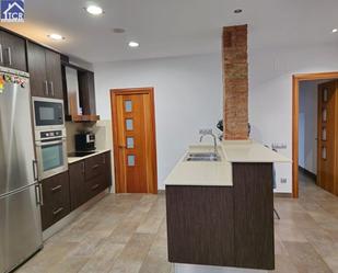 Kitchen of Flat for sale in Sabadell  with Air Conditioner and Heating