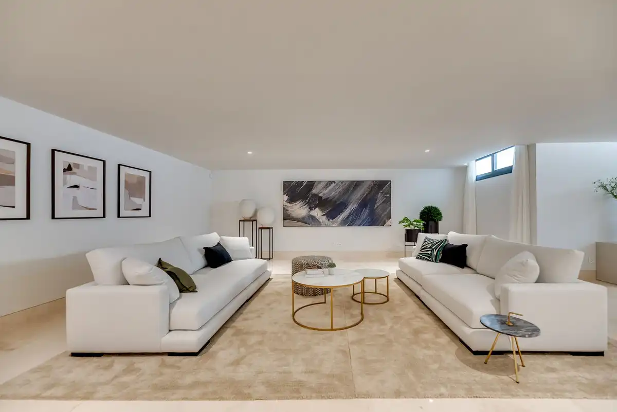 Chalet con piscina en venta en Milla de Oro, imagen 23