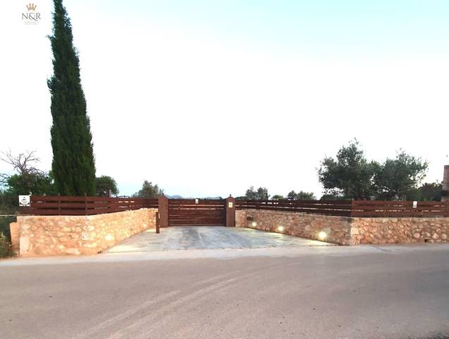 Finca rústica en Alquiler en Binissalem