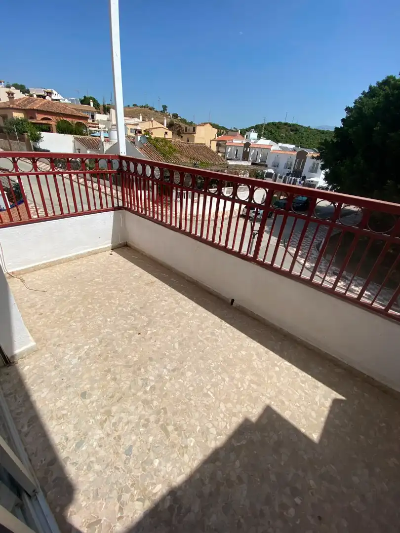 Detached homes for sale in Almayate