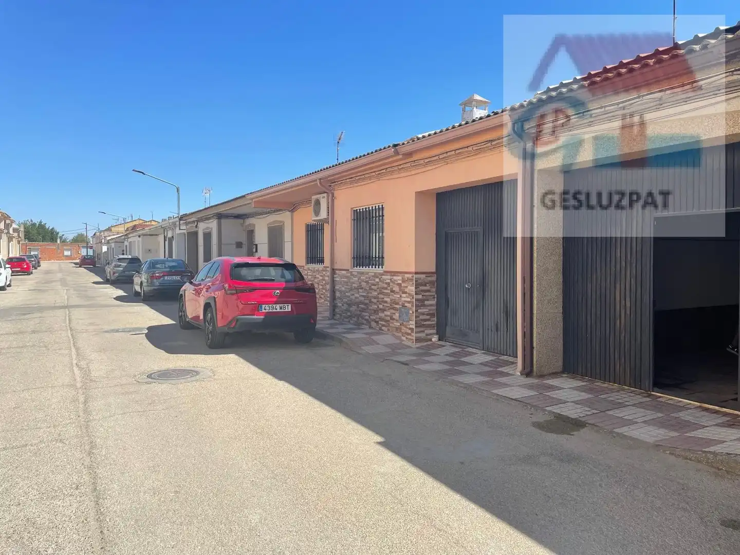 Terraced house with terrace for sale in La Villa de Don Fadrique, imagen 2