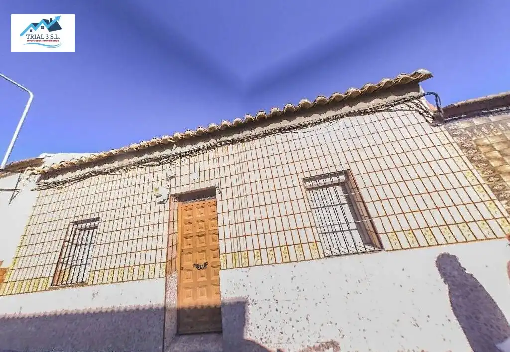 Vista exterior de Casa o chalet en venta en Puertollano con Balcón y Piscina comunitaria