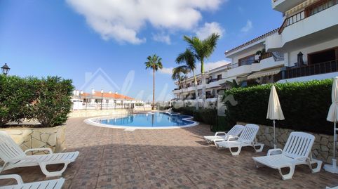 Foto 3 de Apartamento en venta en Playa Fañabé Alto, Adeje