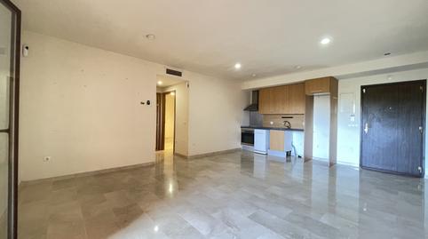 Foto 5 de Apartament en venda a Puerto de Estepona, Málaga
