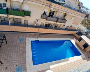 Piscina de Àtic de lloguer en Las Gabias amb Aire condicionat, Terrassa i Moblat