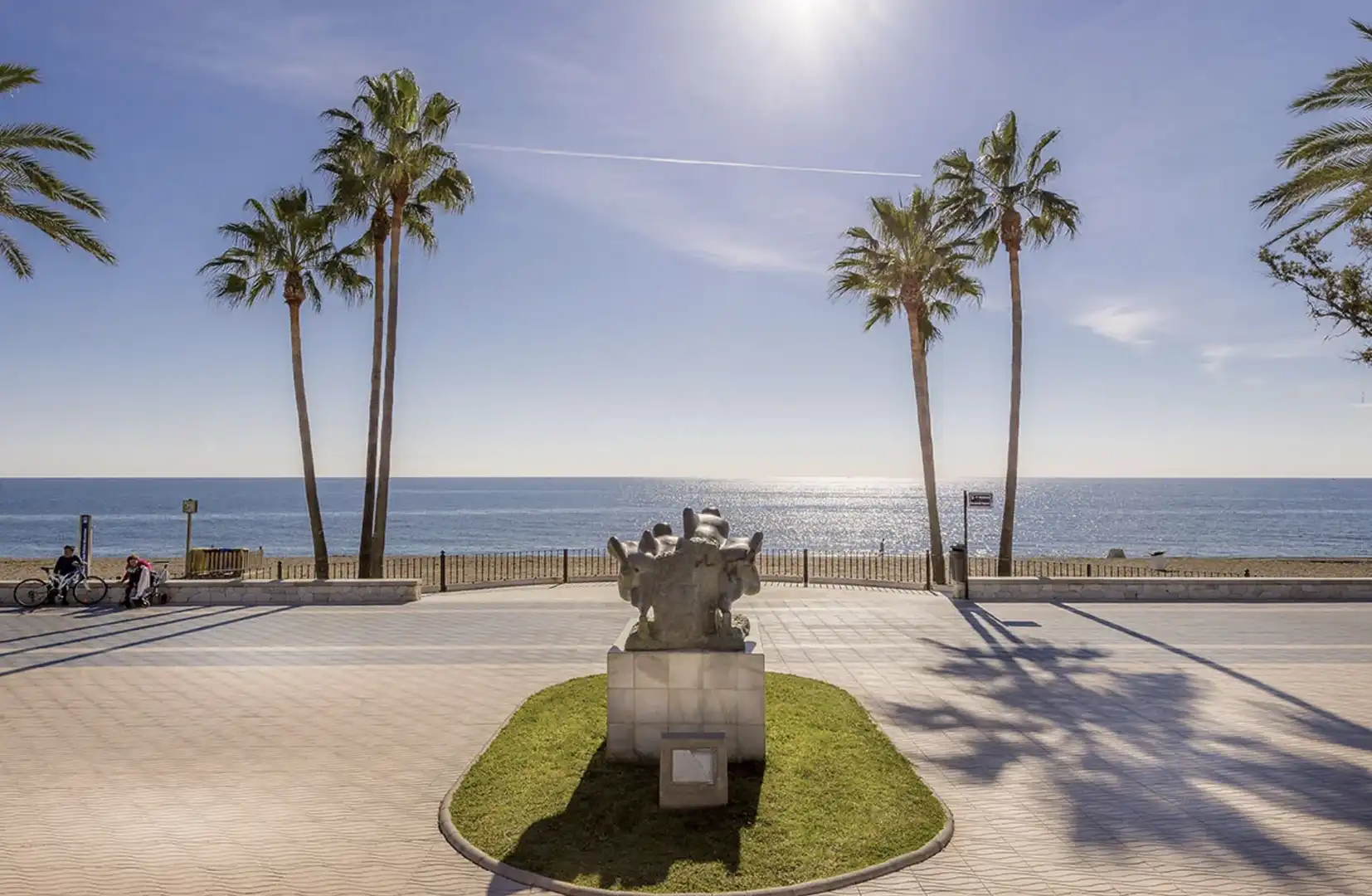 Vista exterior de Apartamento en venta en Marbella con Aire acondicionado, Piscina y Amueblado