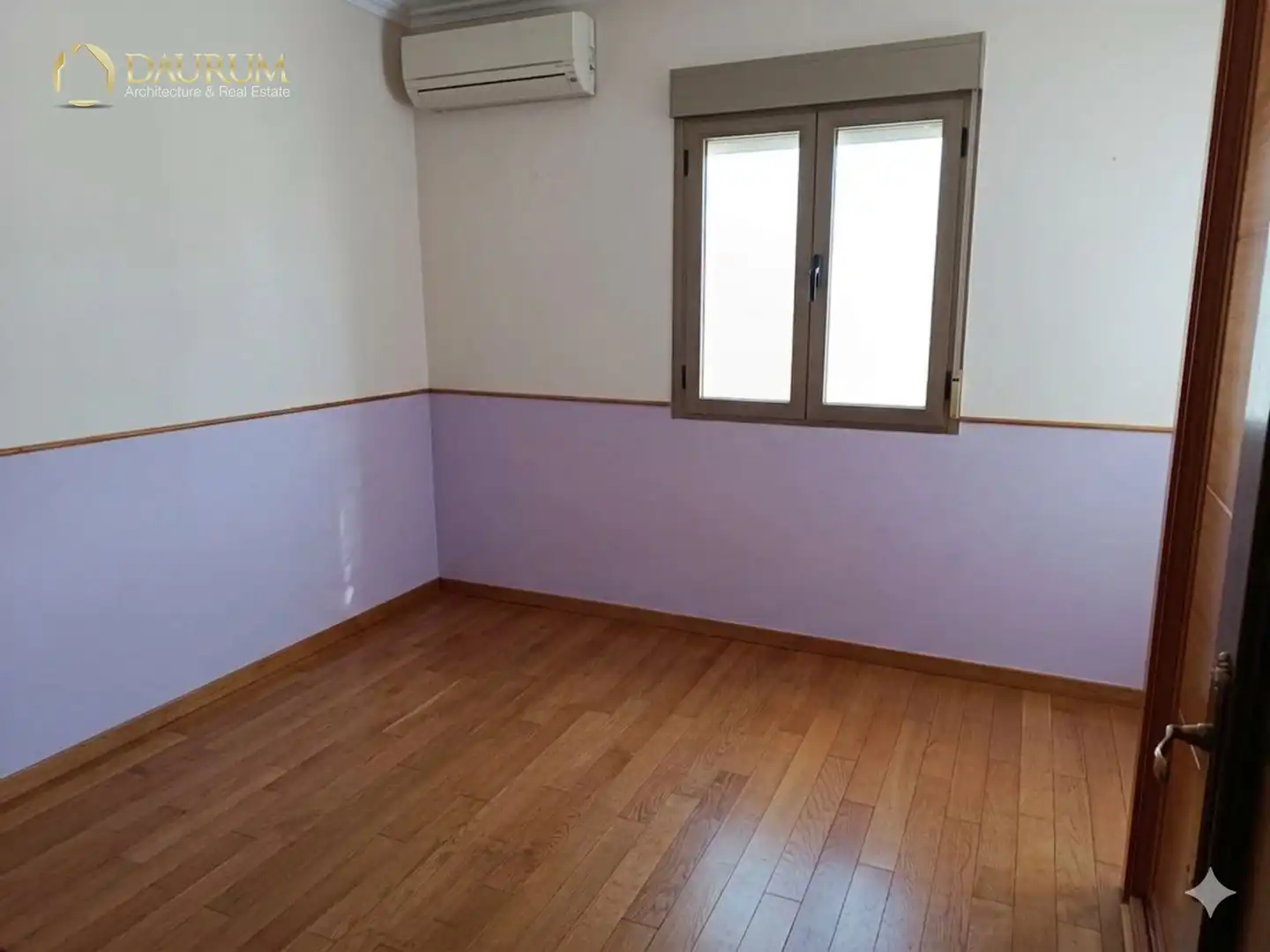 Detached homes for sale in Sevilla  with Air Conditioner, Heating and Terrace