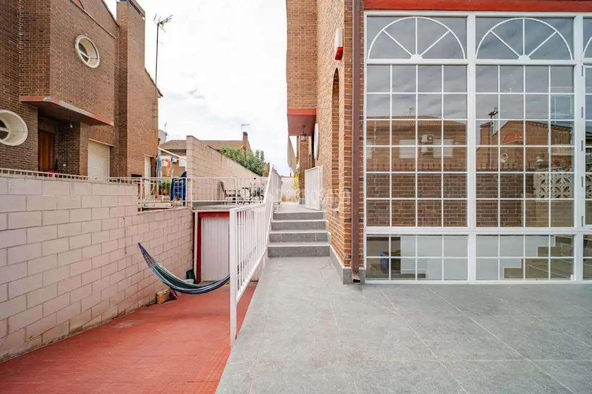 Maison jumelée avec piscine à vendre à La Poveda, imagen 4