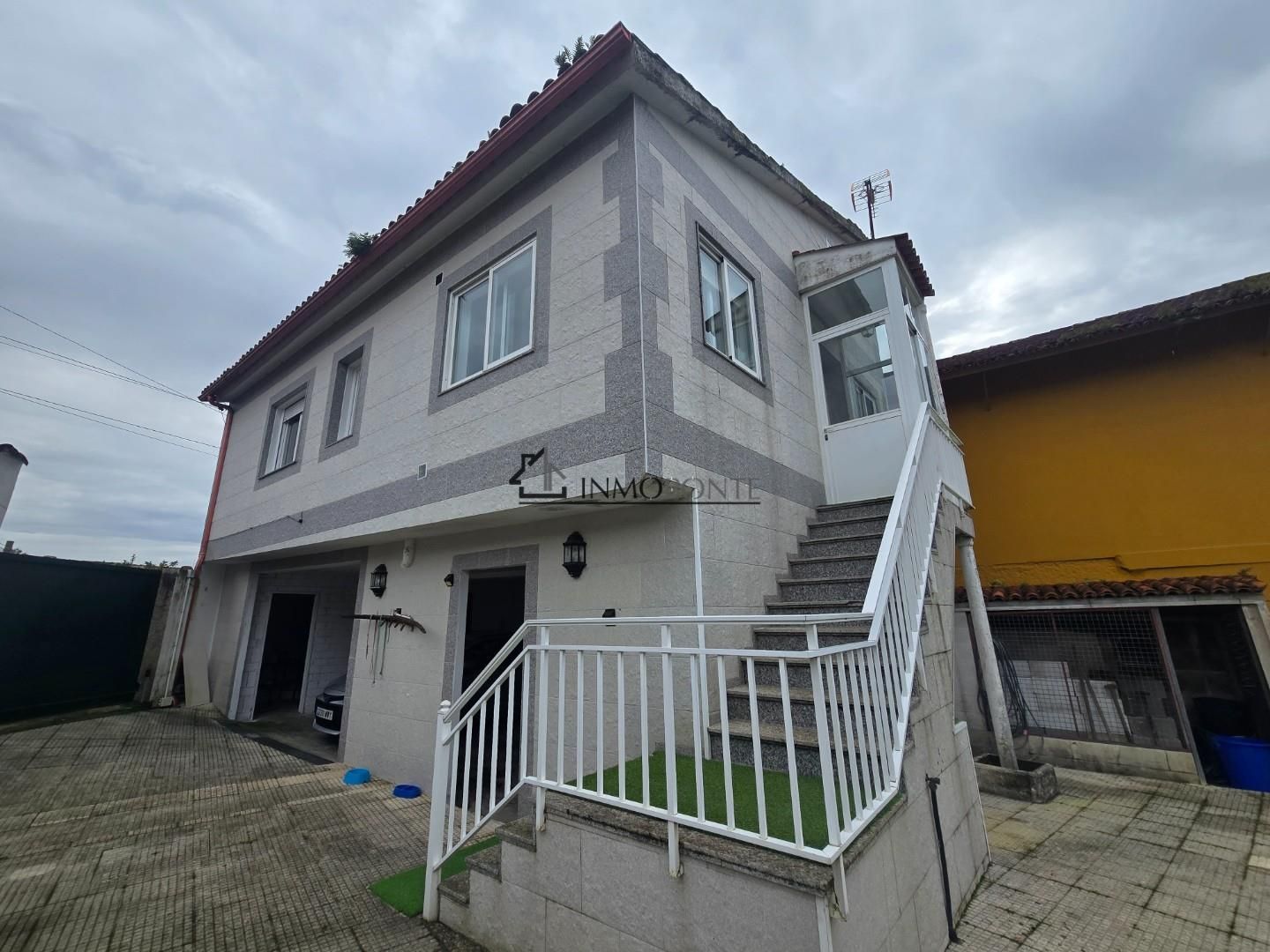 Exterior view of Houses for sale in Poio  with Private garden