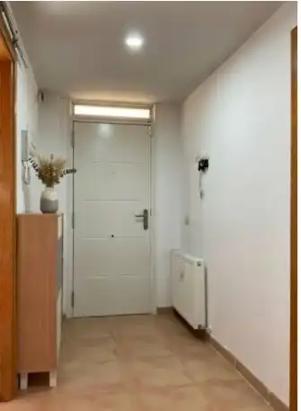 Einfamilien-Reihenhaus zum Verkauf in Los Santos de la Humosa mit Heizung, Privatgarten und Balkon