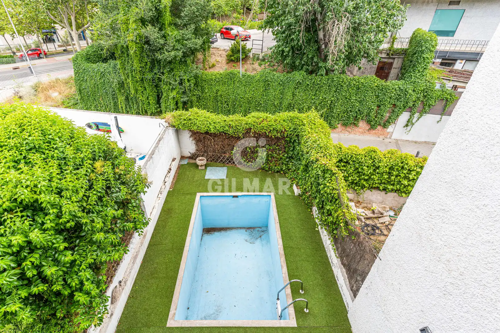 Piscina de Casa adosada en venta en Pozuelo de Alarcón con Calefacción, Jardín privado y Piscina