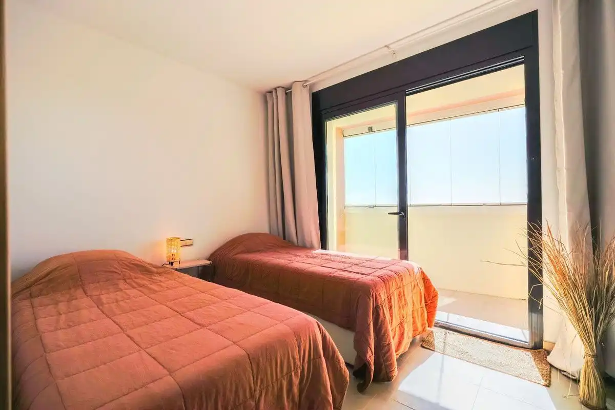 Dormitori de Àtic en venda en Marbella amb Aire condicionat, Calefacció i Terrassa