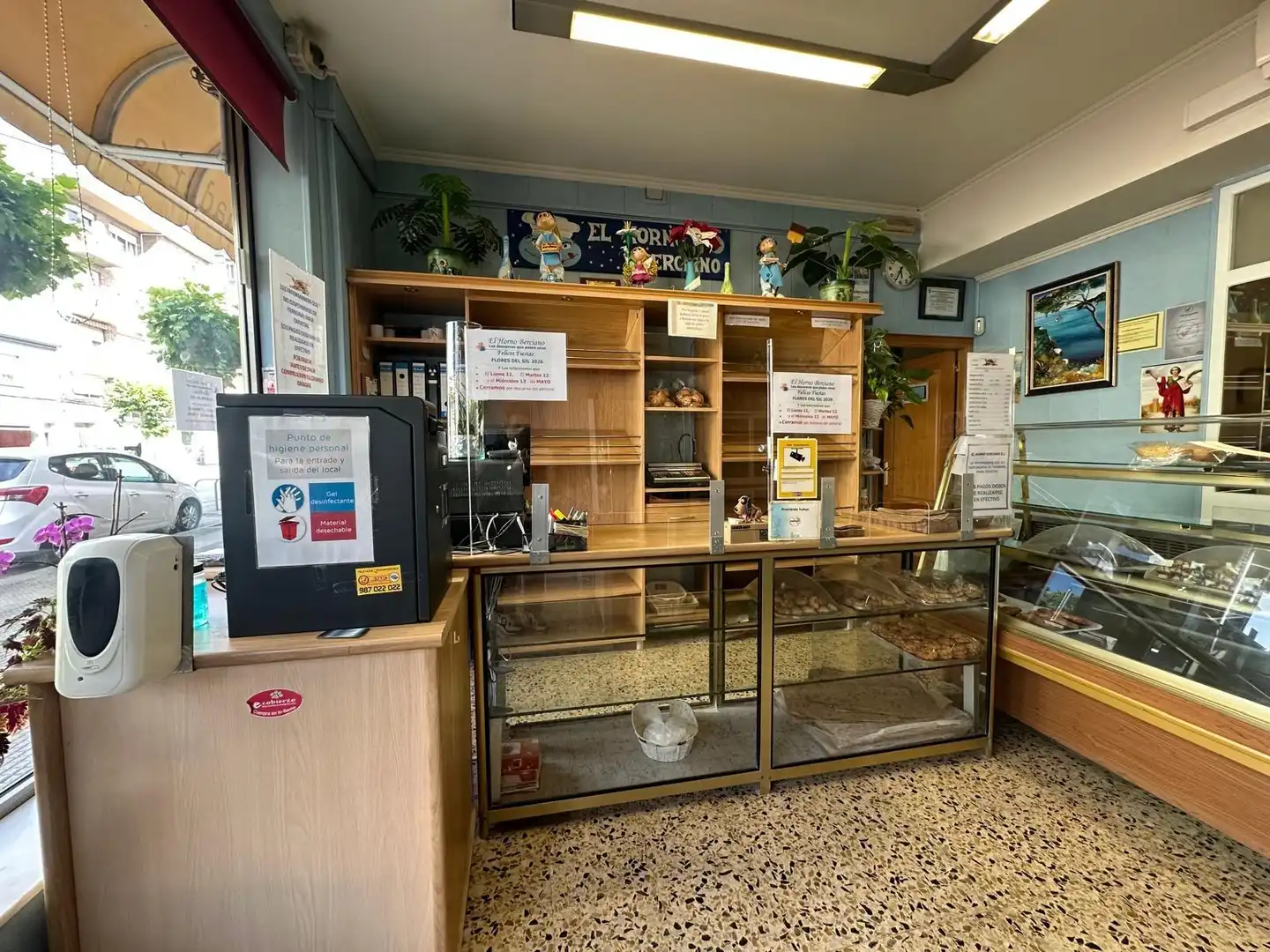 Local comercial en venda a Flores de Sil - La Placa