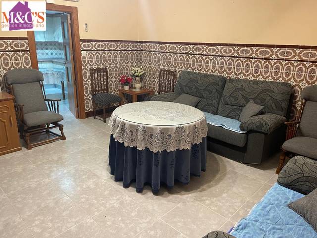 Casa-chalet en Venta en Centro