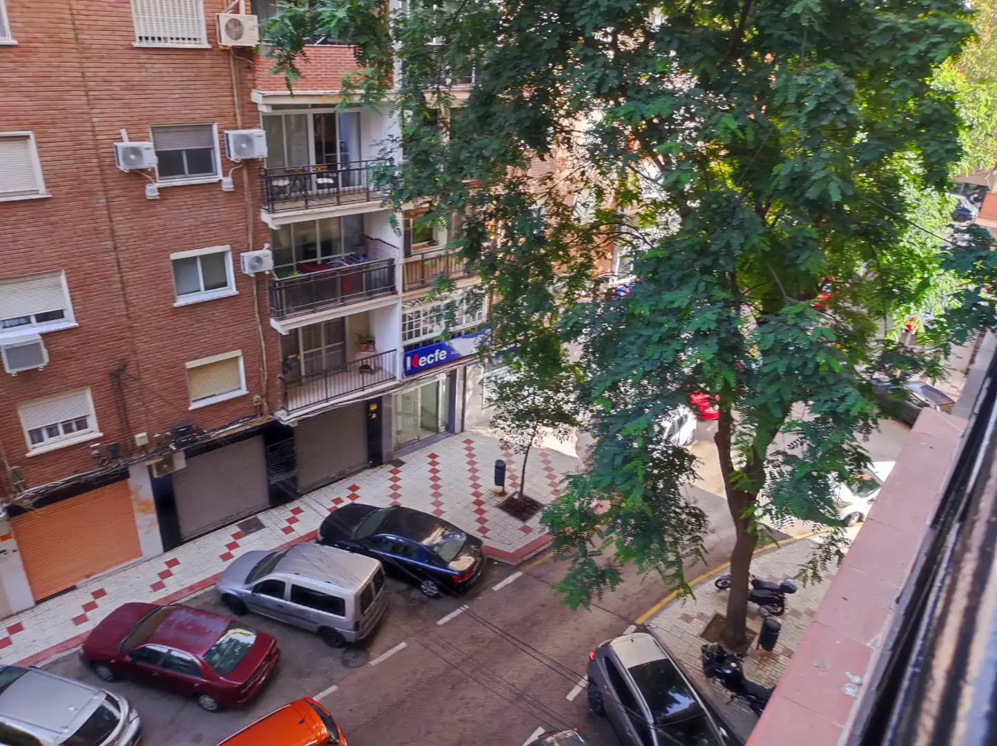 Vista exterior de Piso para compartir en Carretera de Cádiz
