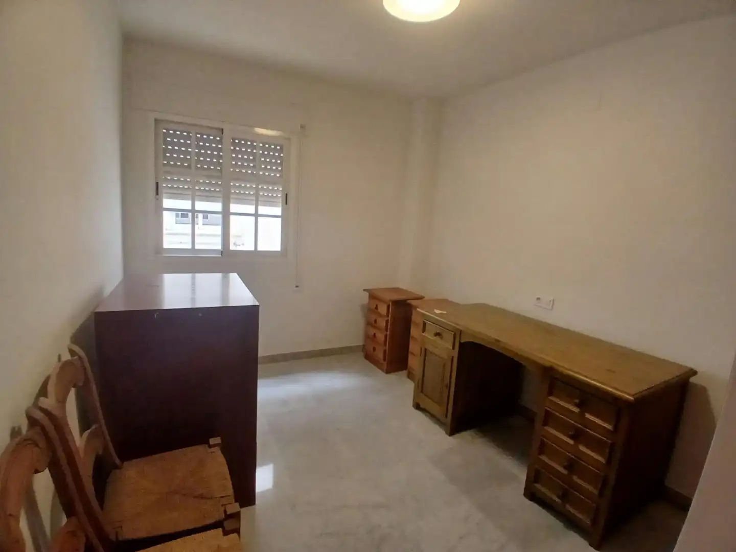 Schlafzimmer von Wohnung zur Miete in Málaga mit Klimaanlage und Alarm