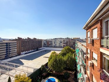 Piso con ascensor en venta en Avenida del Mediterráneo