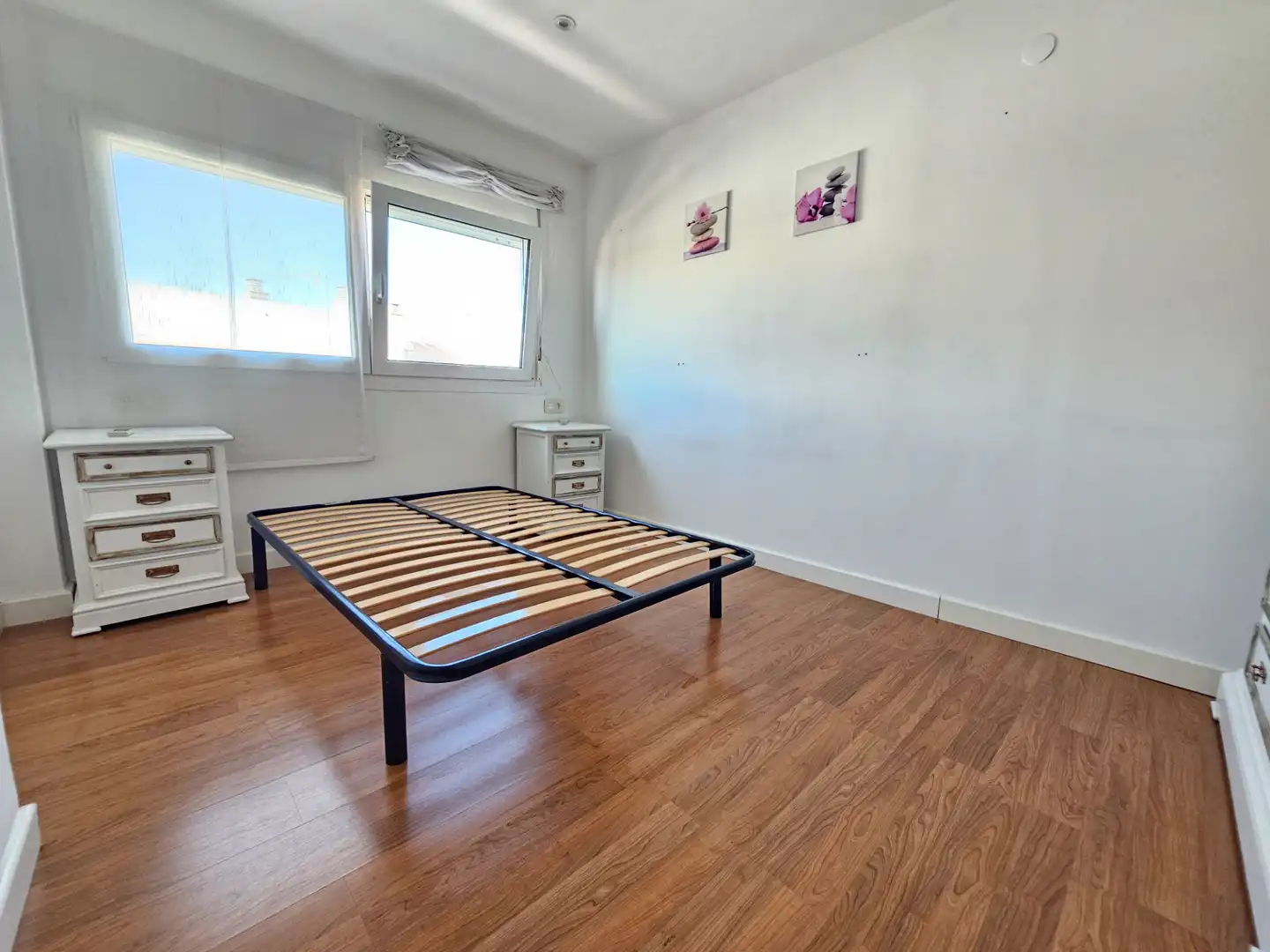 Habitación de Casa adosada en venta en Ogíjares con Aire acondicionado, Trastero y Amueblado