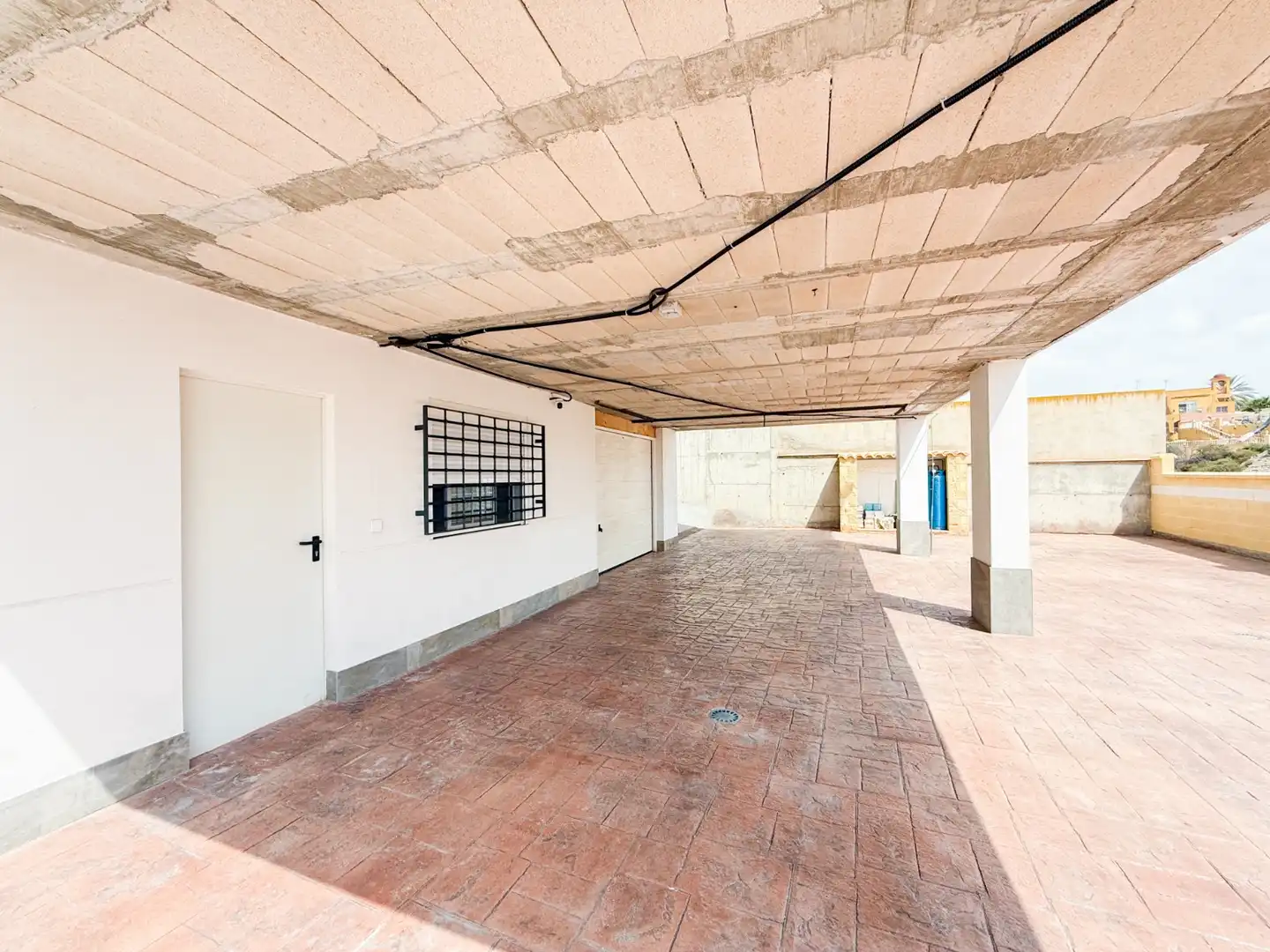 Duplexes for sale in Calarreona
