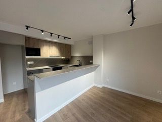 Kitchen of Flat for sale in Sant Andreu de la Barca  with Air Conditioner, Heating and Parquet flooring