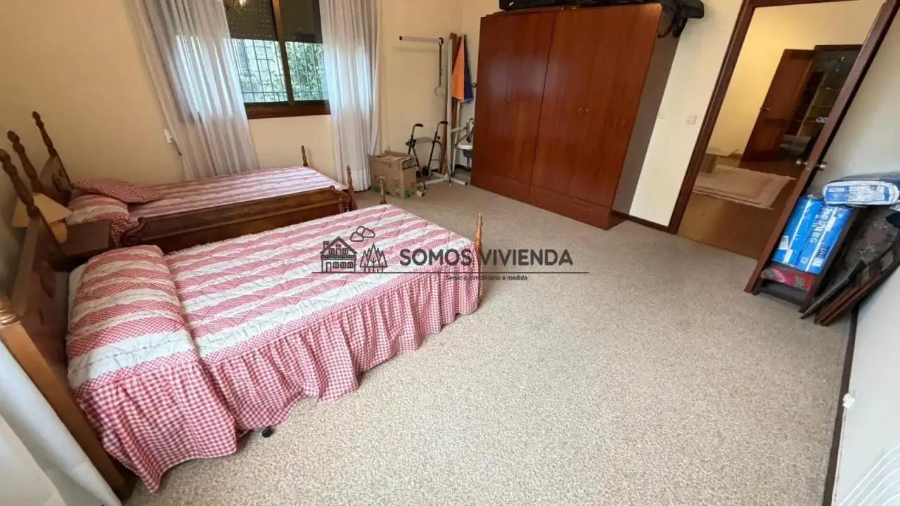 Bedroom of Houses for sale in Ourense Capital   with Heating, Private garden and Terrace