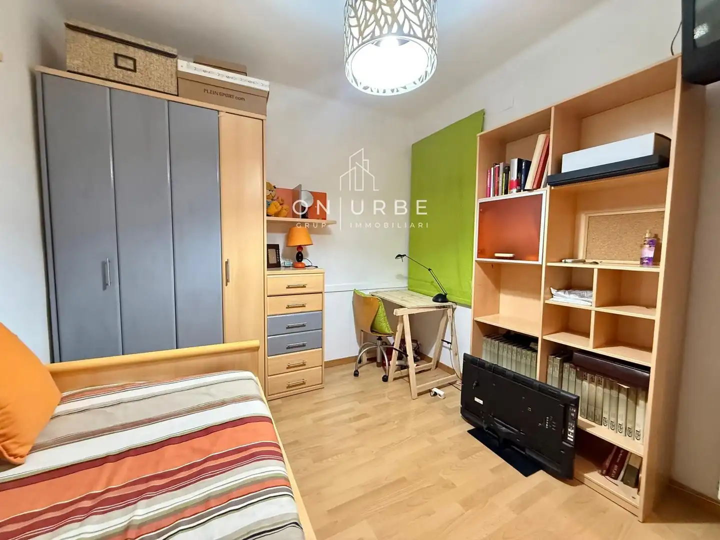 Bedroom of Flat for sale in Barcelona  with Air Conditioner and Terrace