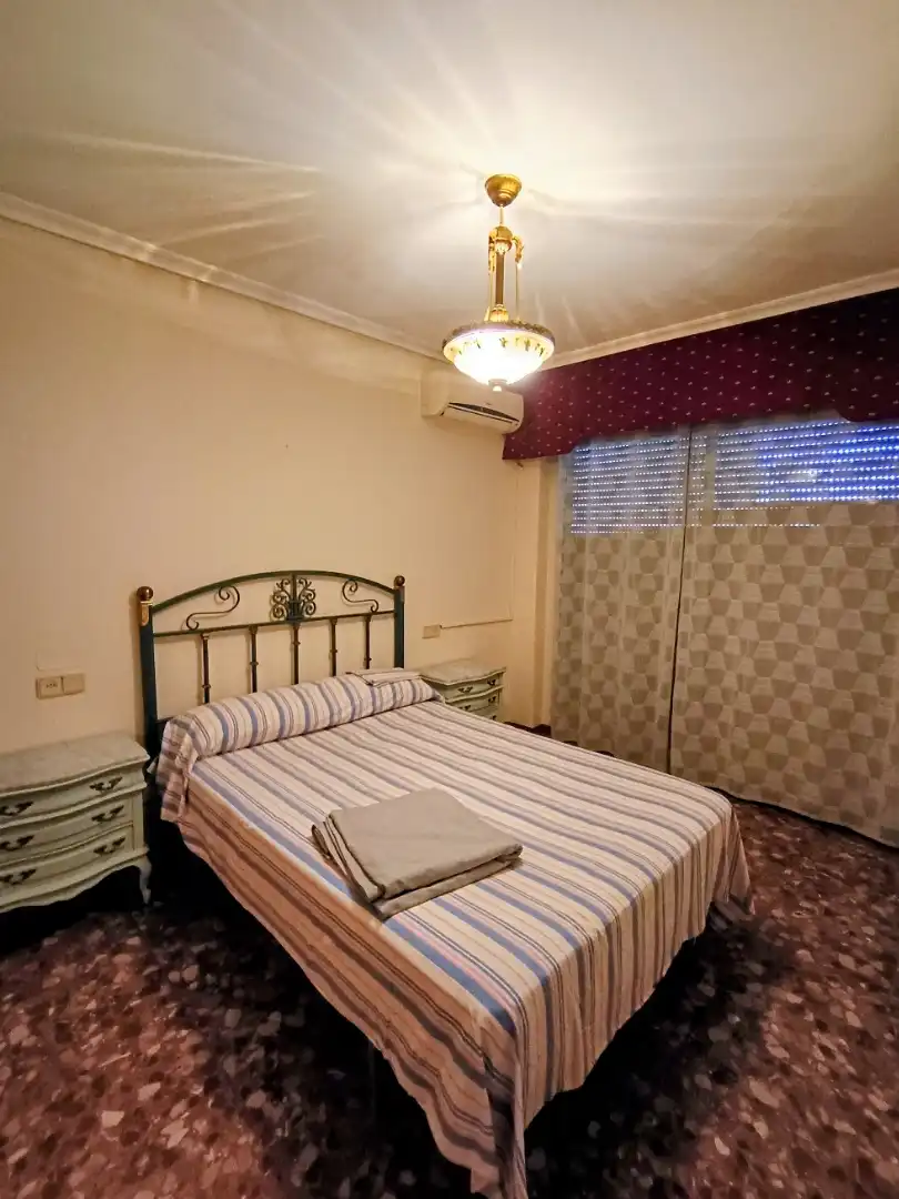 Habitación de Piso en venta en Elche / Elx con Aire acondicionado, Calefacción y Balcón